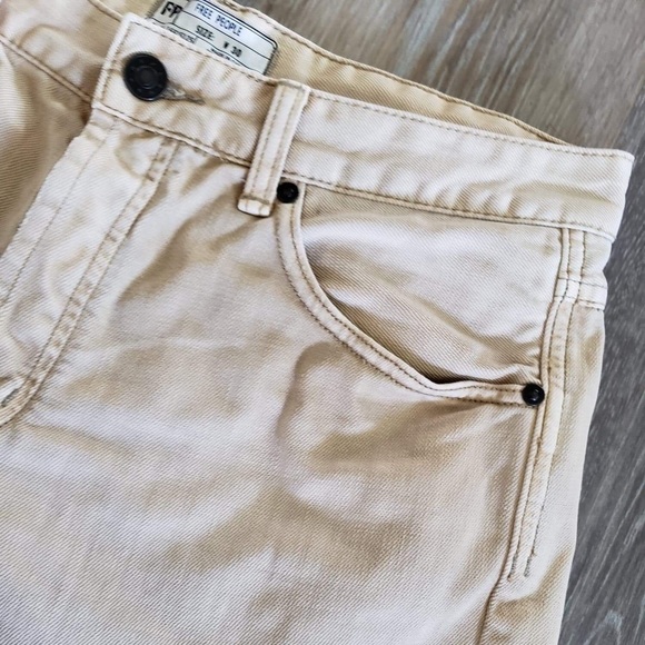 FREE PEOPLE SHORTS - Picture 5 of 8